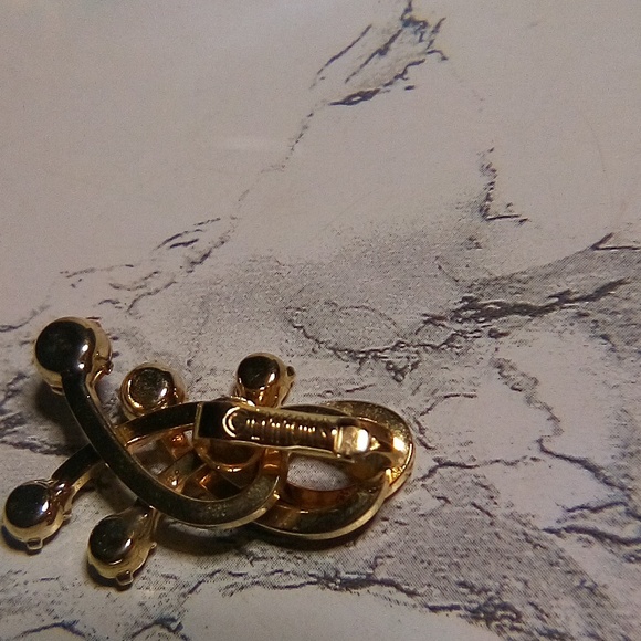 Vtg EMMONS Signed Rhinestone Clip Earrings Gold - Picture 5 of 13